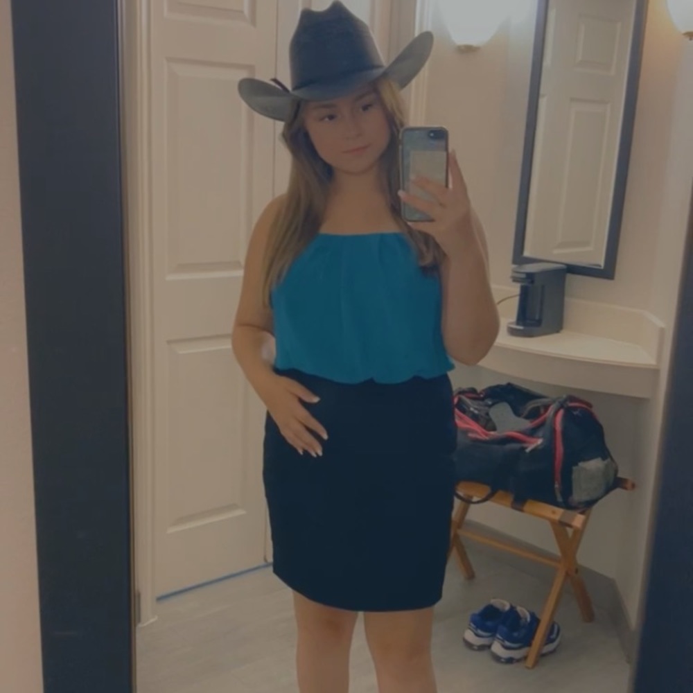 Meet your Posher, Emily